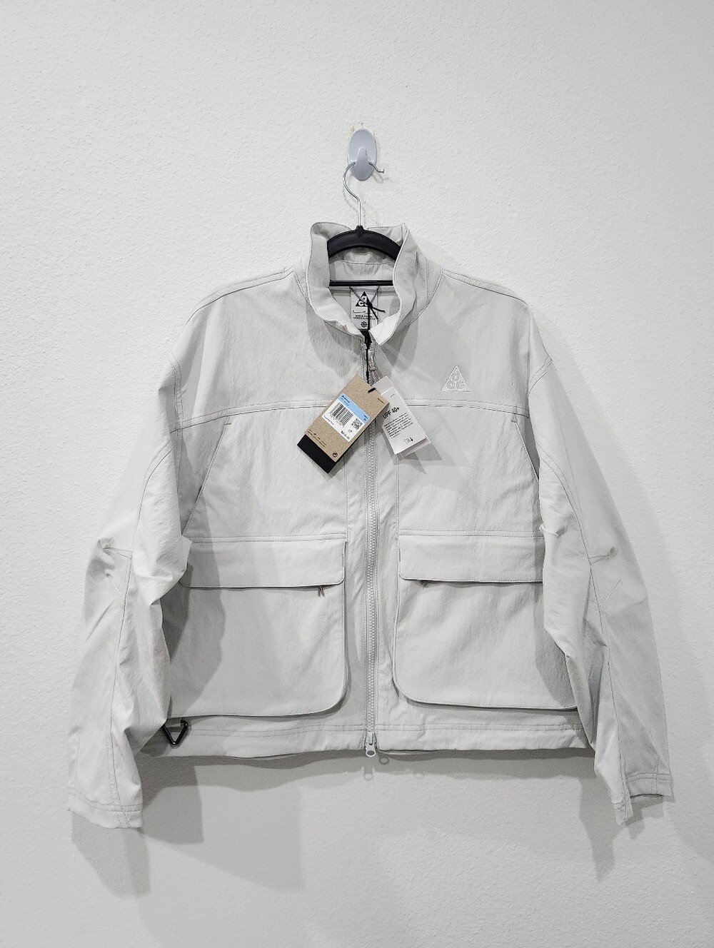 Nike ACG Smith Summit Women's UV-Resistant Jacket HV0583-025 Size M NWT Loose Ft